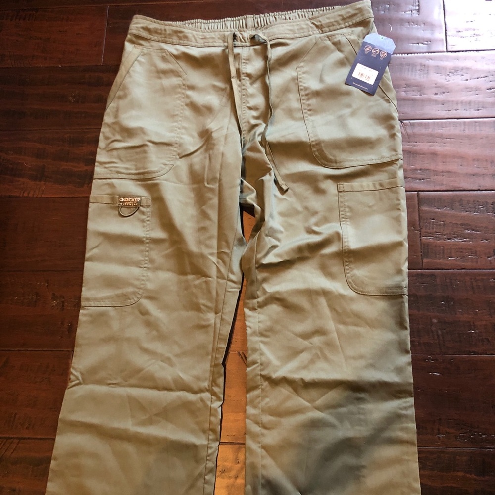 NWT cargo drawstring scrub pants